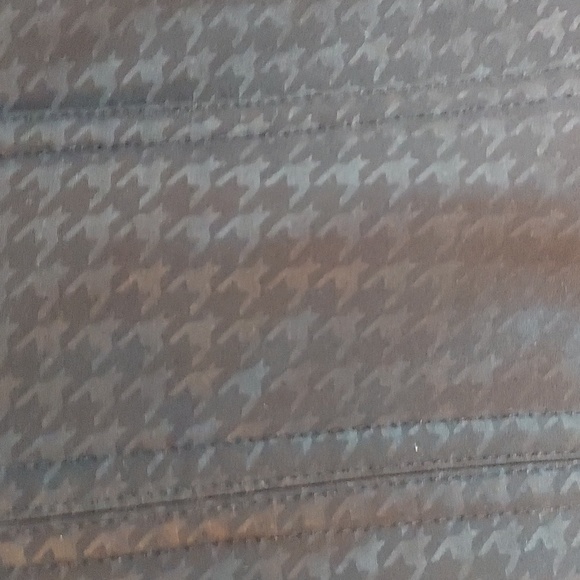 XS black Michael Kors herringbone winter jacket. - Picture 6 of 8